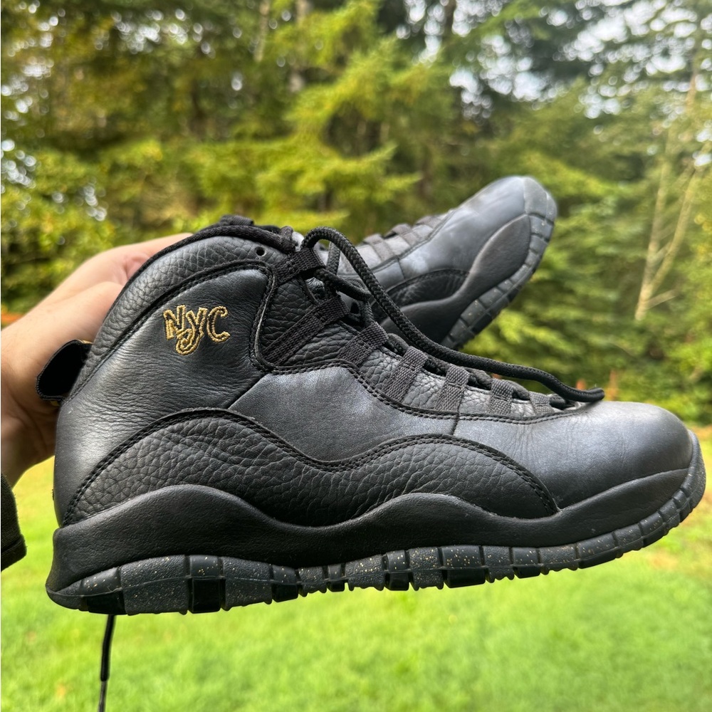 Jordan Retro 10 NYC Black Sneakers